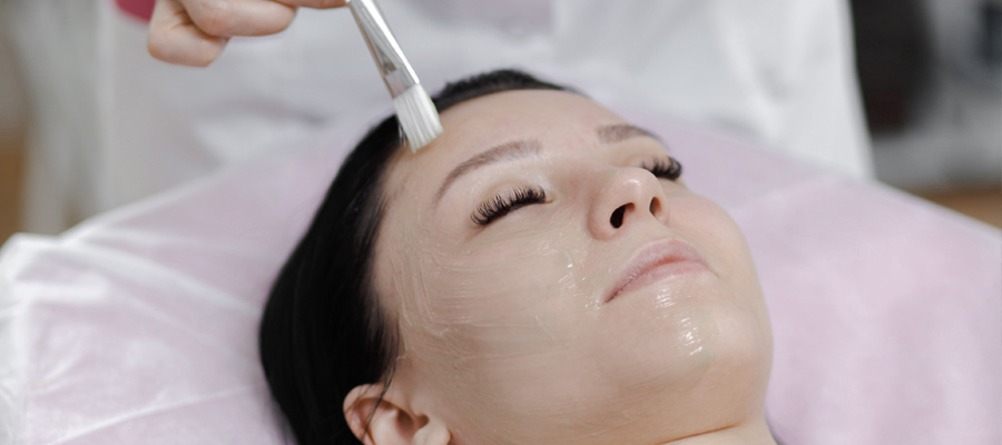 O que um Peeling Químico Facial pode fazer por você?